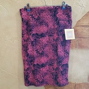 S Lularoe Cassie
